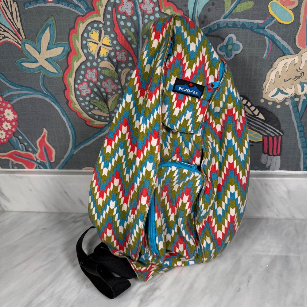 Kavu Rope Bag Canvas Sling Pack Geometric Chevron Multicolor Crossbody Hiking